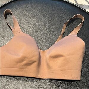 lululemon athletica Women's Tan Seamless Bra